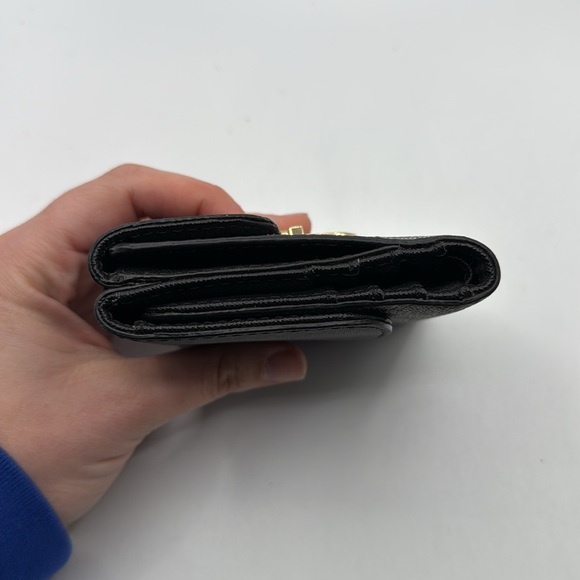 Michael Kors Bridgette Triflod Coin Case Wallet Black Gray Gold Logo Monogram - Picture 3 of 16